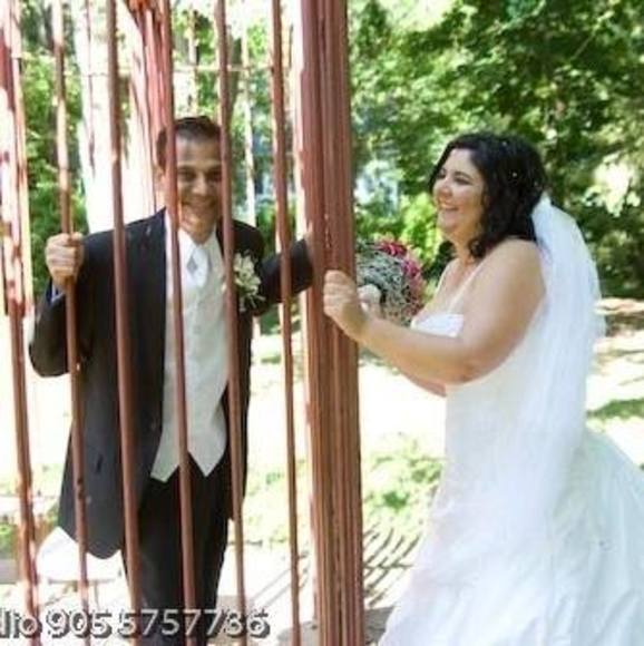 Meet your Posher, Lydia - Picture 1 of 1